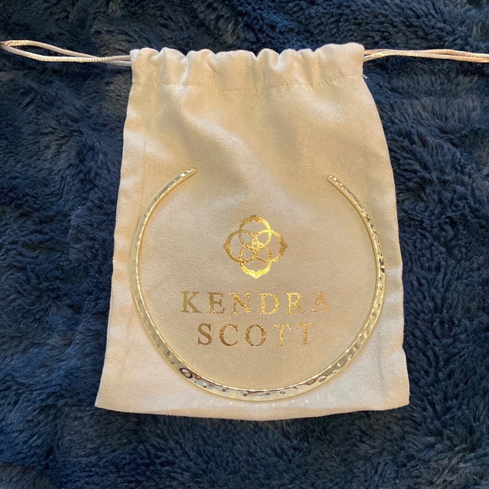 Kendra Scott Zorte Collar necklace in gold